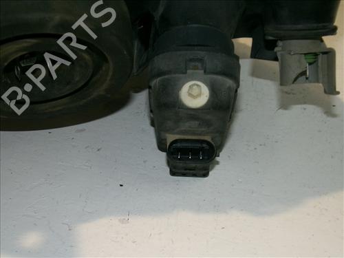 Right headlight RENAULT CLIO II (BB_, CB_) 1.2 (BB0A, BB0F, BB10, BB1K, BB28, BB2D, BB2H, CB0A,... | BP31043056C29