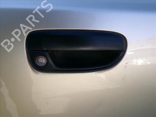 Used Front right exterior door handle HYUNDAI ACCENT II (LC) 1.5 CRDi (82 hp) 25348475