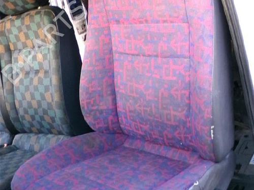 Siège avant gauche MERCEDES-BENZ VITO Bus (W638) 108 D 2.3 (638.164) (79 hp) 27587296