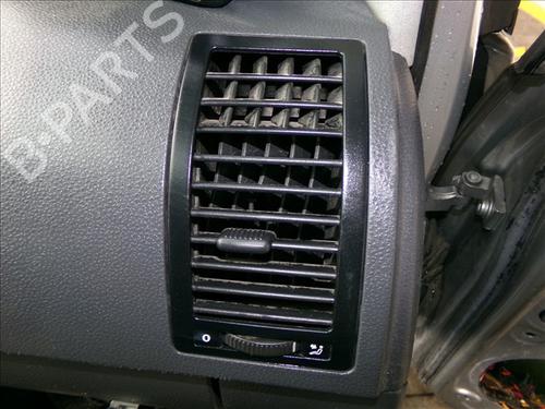 Used Air vent VW POLO IV (9N_, 9A_) 1.4 TDI (75 hp) 30437683
