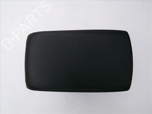 Used Armrest / Center console MAZDA 6 Estate (GH) 2.0 MZR-CD (GH14) (140 hp) 25707485