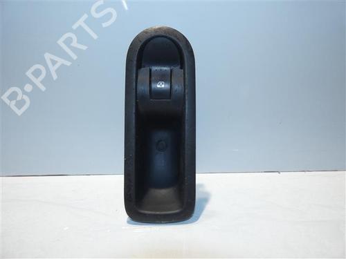Used Left rear window switch RENAULT MEGANE II (BM0/1_, CM0/1_) 1.5 dCi (BM02, BM13, BM2A, CM02, CM13) (101 hp) 24555658