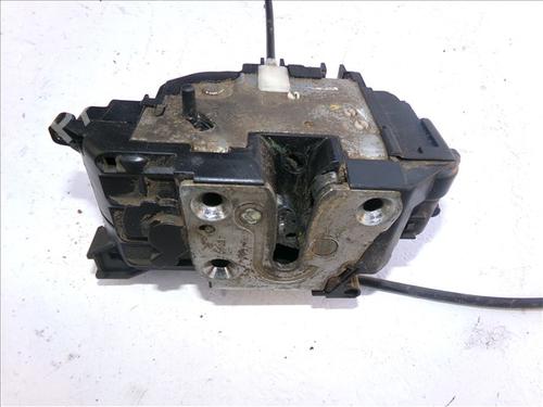 Cerradura puerta trasera derecha RENAULT MODUS / GRAND MODUS (F/JP0_) 1.5 dCi (FP0D, JP0D) (82 hp) 28488407