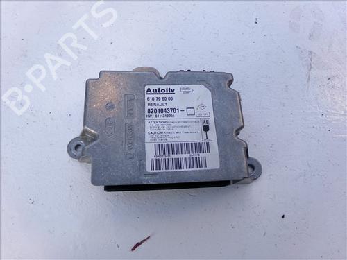 Airbag styreenhed RENAULT CLIO III (BR0/1, CR0/1) 1.2 16V (BR02, BR0J, BR11, CR02, CR0J, CR11) (75 hp) 27587289