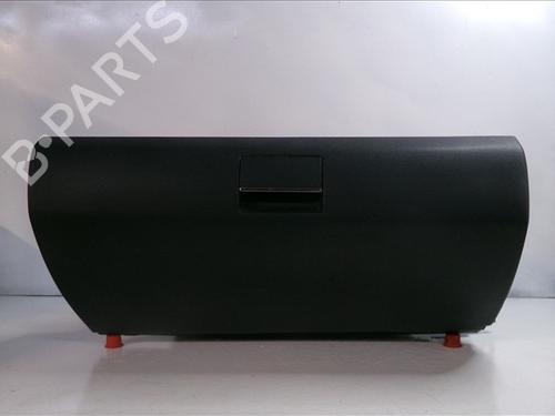 Used Glove box MERCEDES-BENZ B-CLASS Sports Tourer (W246, W242) B 180 CDI (246.200) (109 hp) 24558443
