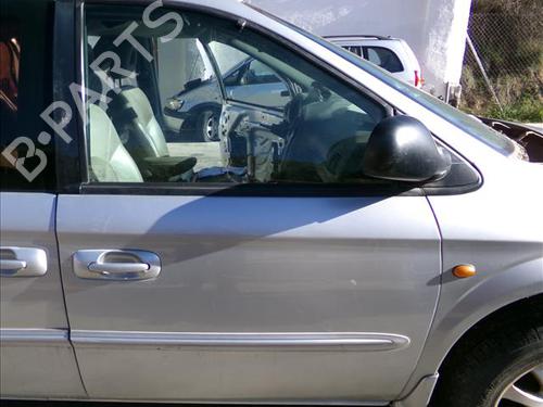 Used Right front door CHRYSLER VOYAGER IV (RG, RS) 2.5 CRD (141 hp) 25485084