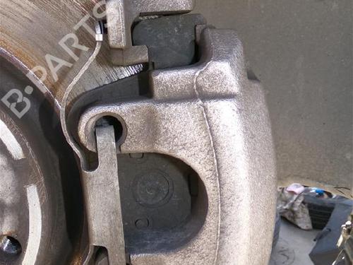 Used Right front brake caliper PEUGEOT 308 SW III (FC_, FJ_, FR_, F4_, FN_) BlueHDi 130 (FCYHZL, FCYHZT) (131 hp) 27444696