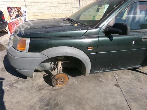 Used Left front fenders LAND ROVER FREELANDER I (L314) 2.0 Td4 4x4 (112 hp) 24565034