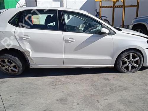 Dashboardkastje VW POLO V (6R1, 6C1) 1.2 TDI | BP28123736C95 