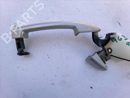Used Front right exterior door handle PEUGEOT 407 (6D_) 2.0 HDi 135 (6DRHRH, 6DRHRE, 6DRHRG, 6DRHRJ) (136 hp) 28805993