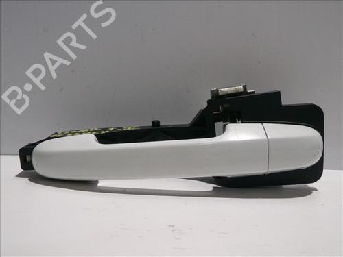 Used Rear left exterior door handle HYUNDAI i30 Estate (FD) 1.6 CRDi (90 hp) 24563674