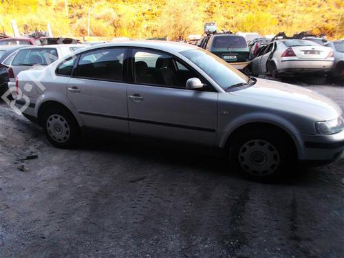 Kontaktrulle Airbag VW PASSAT B5 (3B2) 1.6 | BP24555778C102