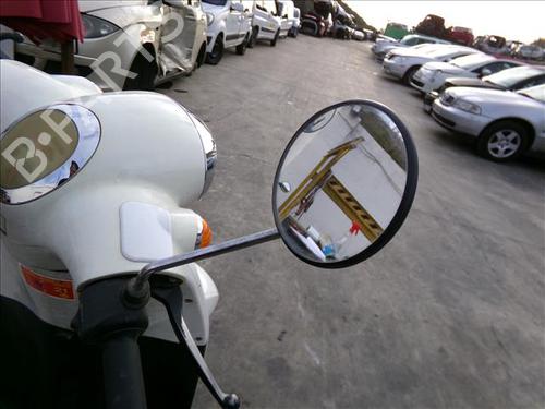 Right mirror KIA CARENS II MPV (FJ) 1.6 | BP24858140C27 