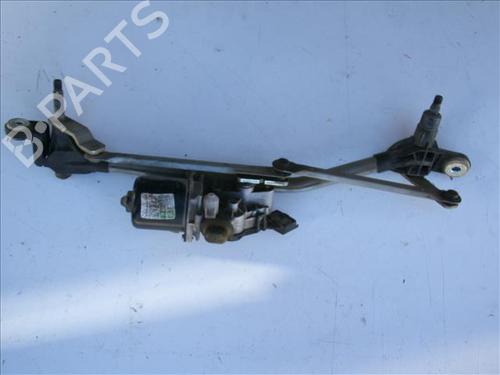 Used Front wiper motor RENAULT MEGANE III Hatchback (BZ0/1_, B3_) 1.5 dCi (86 hp) 24568912