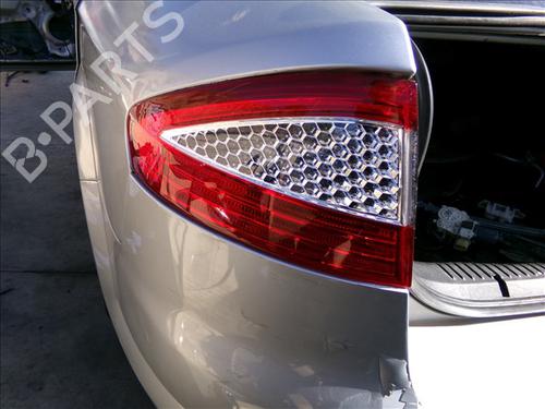 Used Left taillight FORD MONDEO IV Saloon (BA7) 2.0 TDCi (140 hp) 29623012