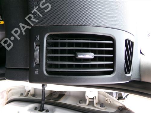Used Air vent HYUNDAI i30 (FD) 1.4 (109 hp) 26611535