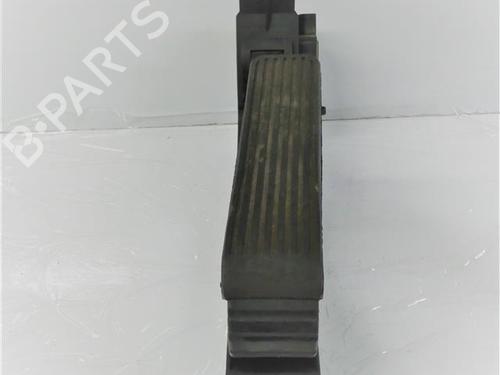 Pedal MERCEDES-BENZ S-CLASS (W220) S 320 CDI (220.026, 220.126) A220 300 00 04
