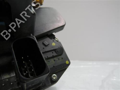 Front right lock OPEL ANTARA A (L07) 2.0 CDTI | BP24556139C97 