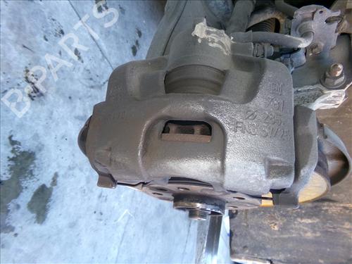 Bremssattel links vorne SAAB 9-3 (YS3F, E79, D79, D75) 1.9 TiD | BP29923418M105 