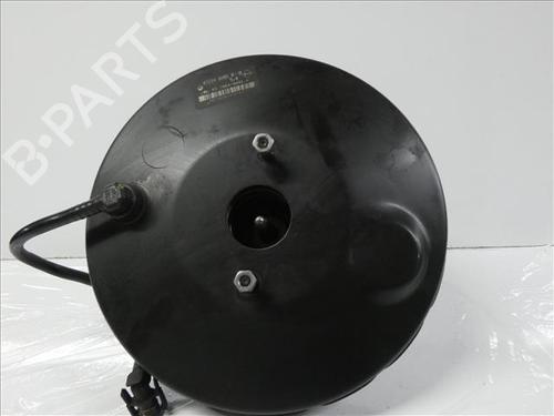 Used Servo brake DACIA DOKKER Express Box Body/MPV 1.2 TCe 115 (FEM0) (114 hp) 24556116