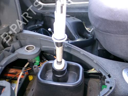 Used Gear lever CITROËN C5 I (DC_) 2.0 HDi (DCRHZB, DCRHZE) (109 hp) 29450753