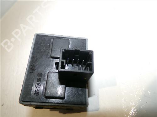 Left front window switch SEAT CORDOBA (6L2) 1.9 TDI | BP29837138I27