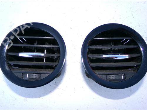 Used Air vent OPEL CORSA D (S07) 1.0 (L08, L68) (65 hp) 29328634