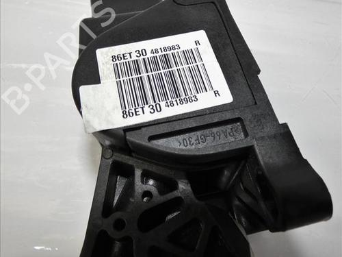 Used Pedal PEUGEOT 508 I (8D_) 1.6 HDi (115 hp) 24557748