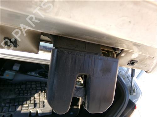 Used Tailgate lock SEAT LEON (1M1) 1.9 TDI (110 hp) 27444201