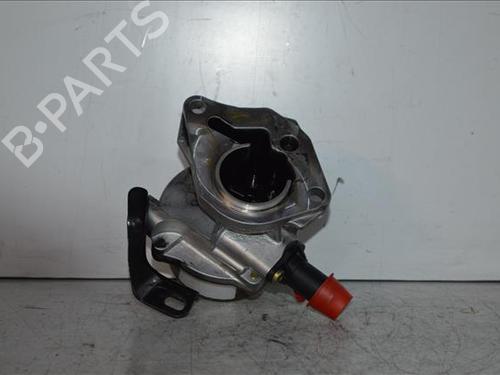 Used Vacuum pump RENAULT MEGANE II (BM0/1_, CM0/1_) 1.5 dCi (BM1E, CM1E) (106 hp) 25865023