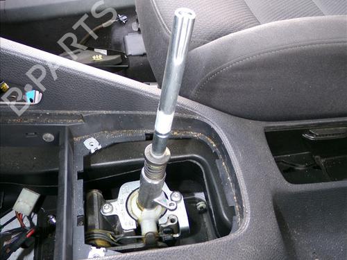 Used Gear lever VW GOLF PLUS V (5M1, 521) 1.6 TDI (105 hp) 30006804