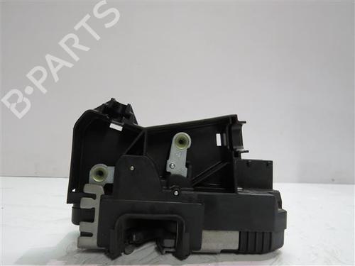 Front right lock OPEL VIVARO A Van (X83) 2.5 DTI (F7) | BP24555505C97 