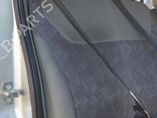 Used Front right seatbelt OPEL VIVARO A Van (X83) 1.9 DI (F7) (80 hp) 24562013
