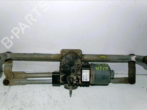 Used Front wiper motor VW POLO V (6R1, 6C1) 1.2 TDI (75 hp) 24564368