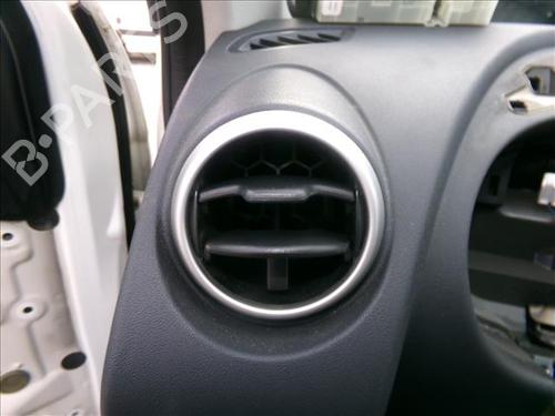 Used Air vent NISSAN QASHQAI / QASHQAI +2 I (J10, NJ10, JJ10E) 1.6 dCi All-wheel Drive (130 hp) 25752969