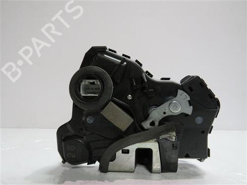 Used Front left lock SUZUKI GRAND VITARA II (JT, TE, TD) 1.9 DDiS All-wheel Drive (JT419, TD44, JB419WD, JB419XD,... (129 hp) 24556650