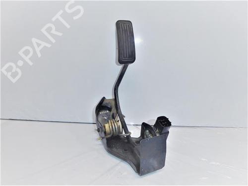 Used Pedal TOYOTA AVENSIS Saloon (_T27_) 2.2 D-4D (ADT271_, ADT271R) (150 hp) 24556476