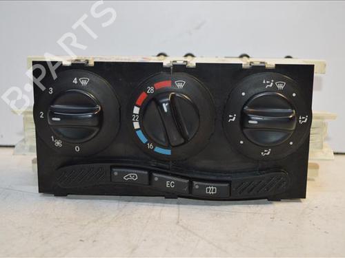 Used Climate control MERCEDES-BENZ A-CLASS (W168) A 140 (168.031, 168.131) (82 hp) 24567371