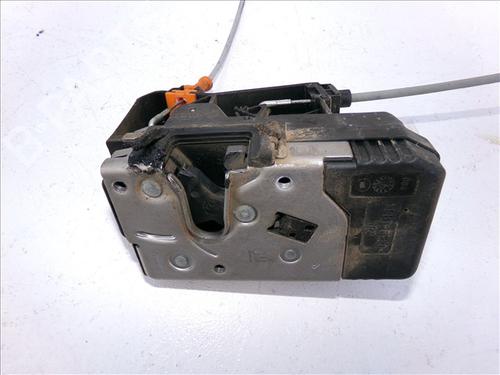 Used Front right lock OPEL MERIVA A MPV (X03) 1.6 (E75) (87 hp) 27444417