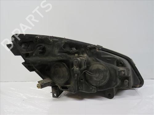 Faro izquierdo RENAULT SCÉNIC II (JM0/1_) 1.9 dCi (JM0G, JM12, JM1G, JM2C) (120 hp) 24558153