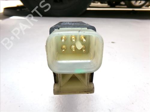 Front left lock OPEL OMEGA B (V94) 2.5 TD (F69, M69, P69) | BP28008603C98 