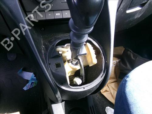 Used Gear lever LANCIA YPSILON (843_) 1.2 (843.AXA1A) (60 hp) 24566803