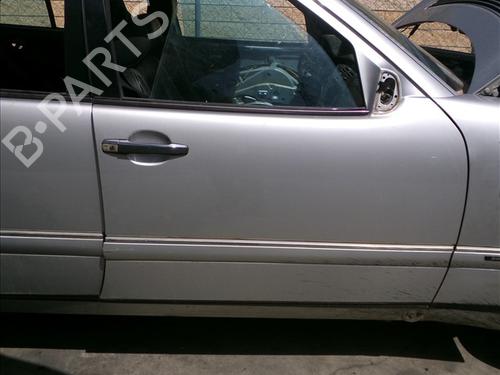 Used Right front door MERCEDES-BENZ E-CLASS (W210) E 280 (210.063) (204 hp) 27444089