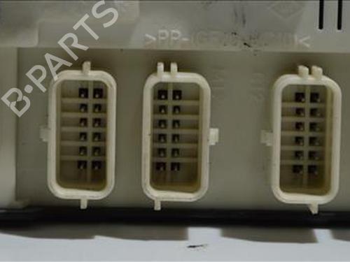 Fuse box RENAULT GRAND SCÉNIC II (JM0/1_) 1.5 dCi (JM1E) | BP24562200E1 