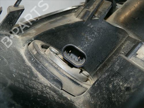 Right headlight HONDA CIVIC VII Hatchback (EU, EP, EV) 1.6 i (EP2, EU8, EU6) | BP28182311C29 