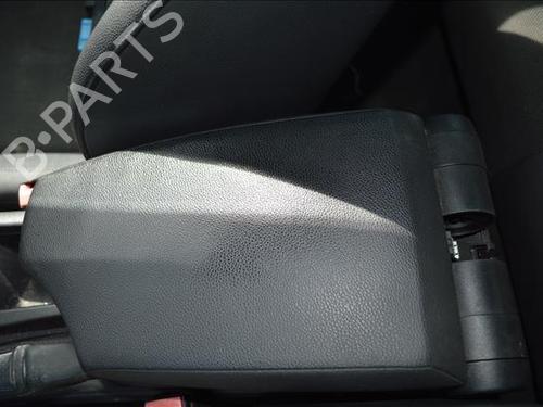 Used Armrest / Center console BMW 1 Coupe (E82) 120 d (177 hp) 24560031