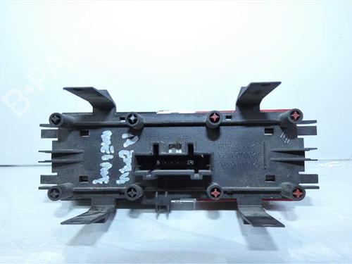 Pulsante luci di emergenza RENAULT MEGANE III Hatchback (BZ0/1_, B3_) 1.2 TCe (BZ2B, BZ11) (116 hp) 24569208