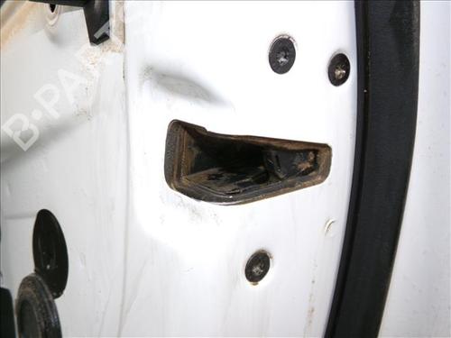 Used Rear right lock LAND ROVER FREELANDER 2 (L359) 2.2 TD4 4x4 (150 hp) 24858052