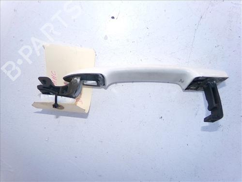 Używane Klamka zewnętrzna drzwi przednich lewych RENAULT MEGANE III Hatchback (BZ0/1_, B3_) 1.5 dCi (BZ09, BZ0D, BZ1W, BZ29, BZ14) (110 hp) 30966513