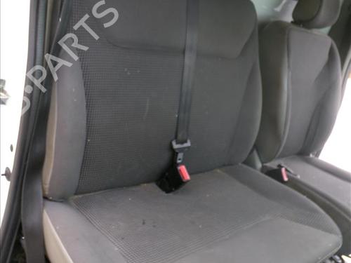 Used Right front seat OPEL VIVARO A Van (X83) 2.5 CDTI (F7) (114 hp) 24565422